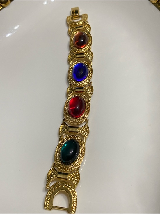 Jewelry - VTG Gold Tone Multicolor Cabochon Link Bracelet